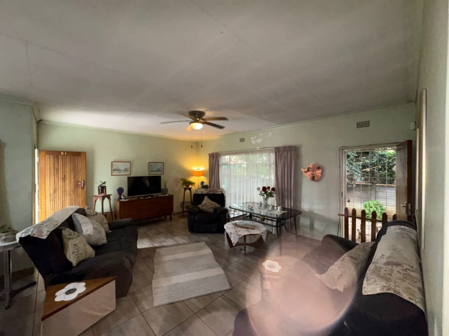 4 Bedroom Property for Sale in Mid Town North West